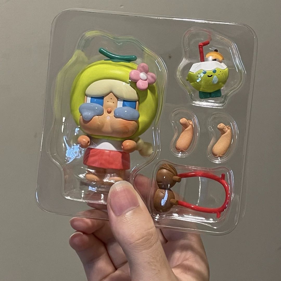 POP MART Crybaby Coconut Figure-Green Hanging card