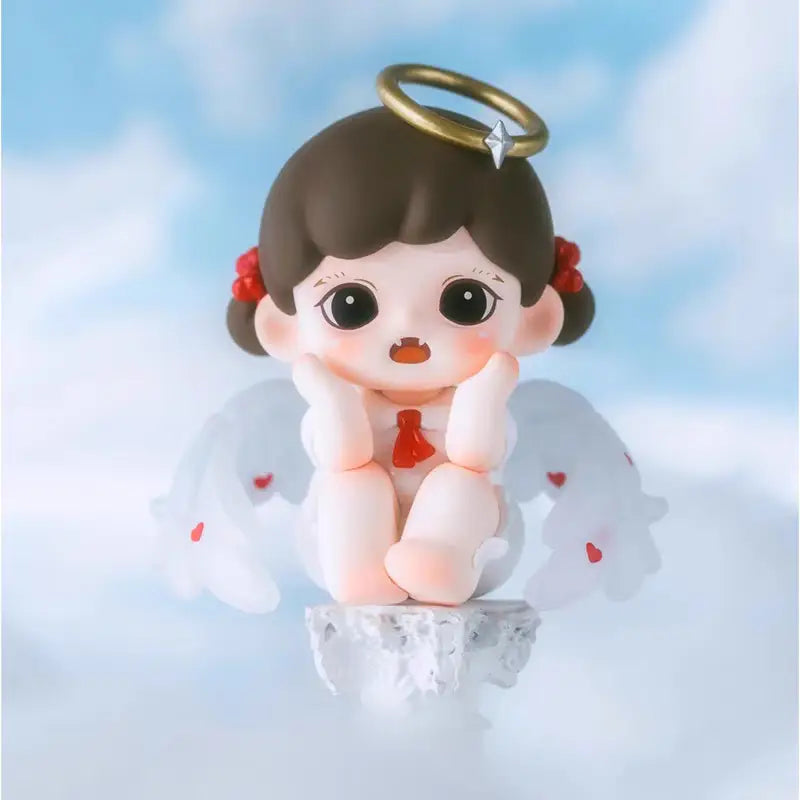Zoraa Little Cupid Figurine Hanging Card